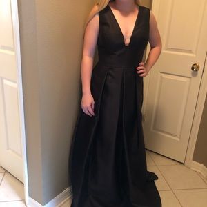 Black Prom Dress (Never worn out)